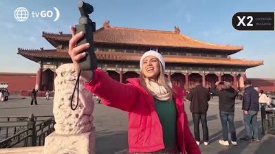 Alessia está en Beijing y mira todo lo que está conociendo