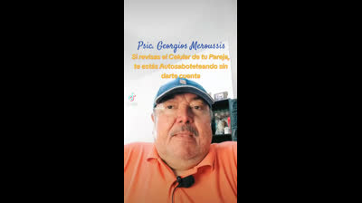 Si revisas el Celular de tu pareja, te estás Autosaboteando sin darte cuenta