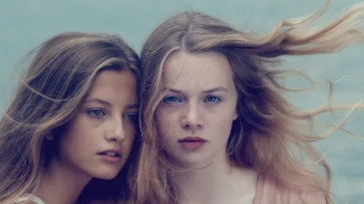 blue my mind    2017